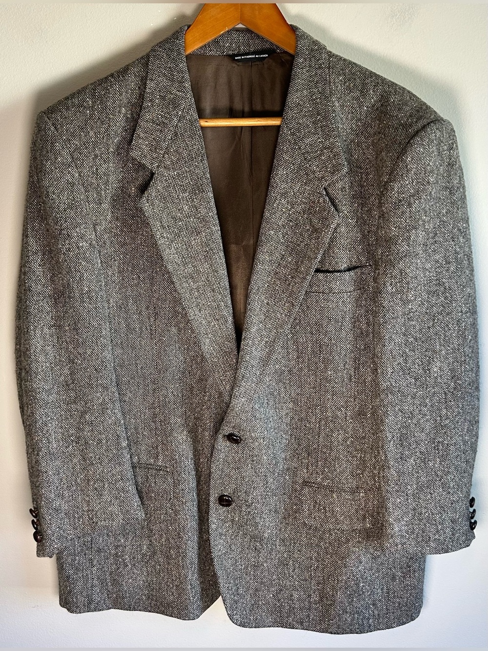 Magee Donegal Tweed Speckled Gray Knit Blazer Sport Coat 44S Irish Wool Vintage